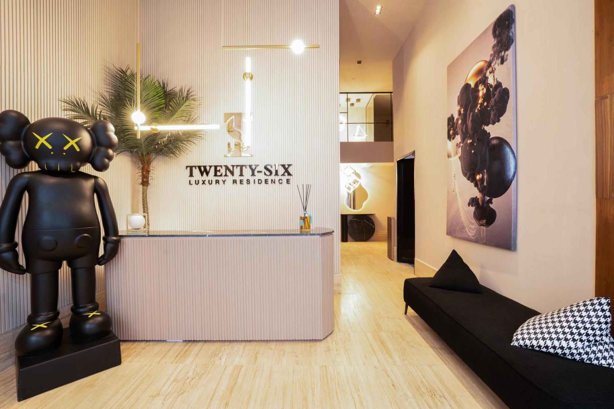 Twenty Six Anfa Luxury Residence By Shortstaycasa-Central-Parking Casablanca Exterior foto