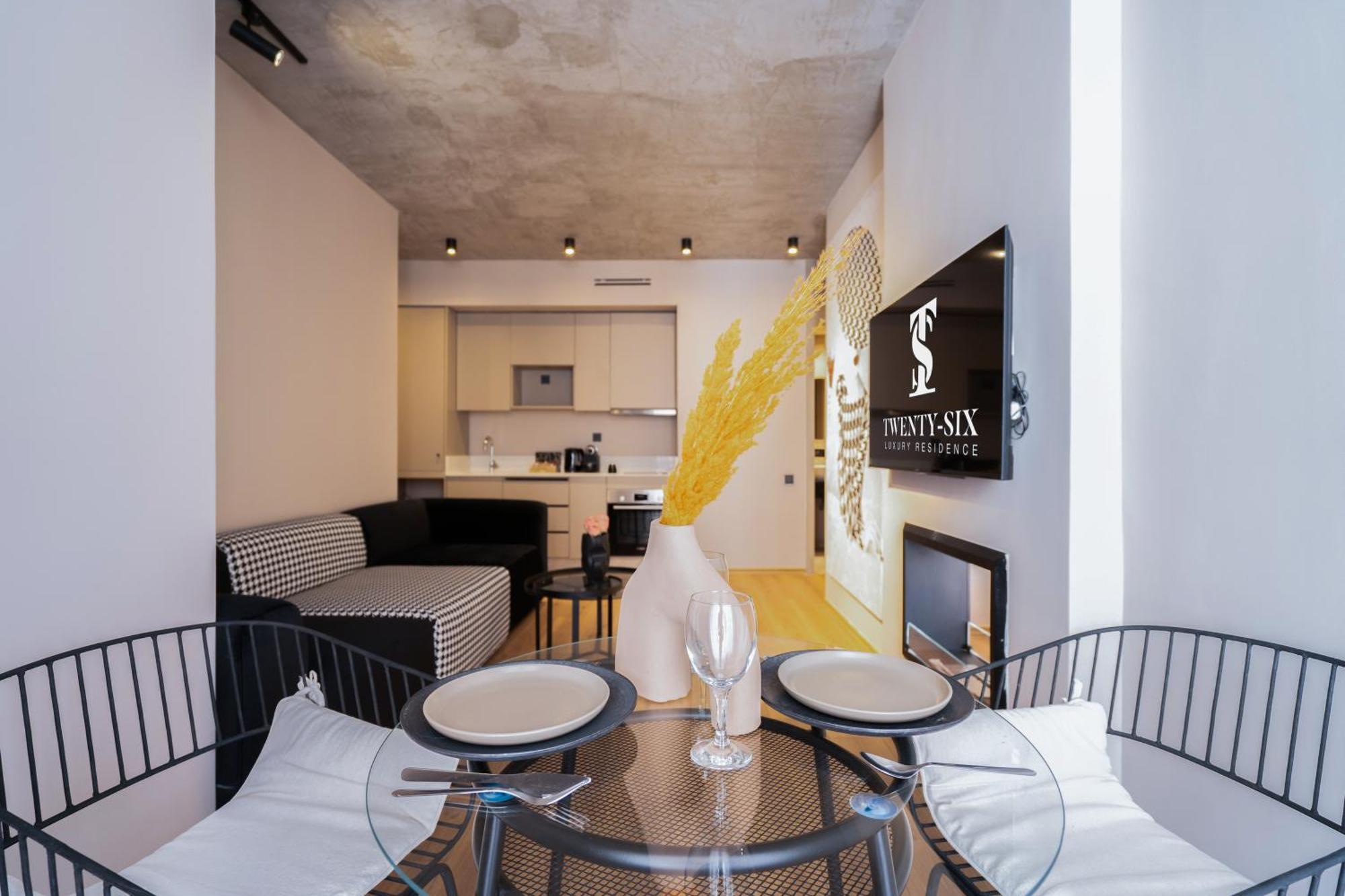 Twenty Six Anfa Luxury Residence By Shortstaycasa-Central-Parking Casablanca Exterior foto